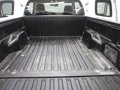 Used 2021 Toyota Tacoma SR image 9