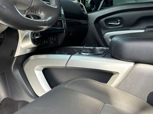 Used 2017 Nissan Titan SV AWD/4WD image 97