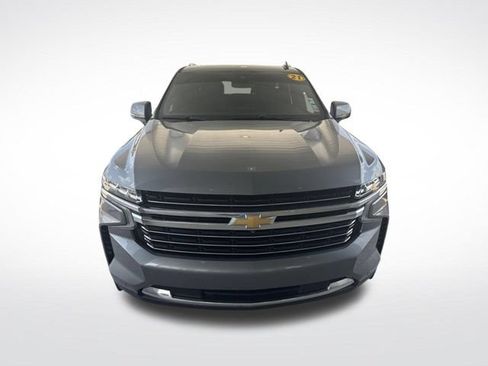 Used 2021 Chevrolet Suburban LT w/ LT Signature Package RWD image 3