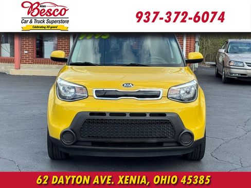 Used 2015 Kia Soul + w/ Audio Package image 2