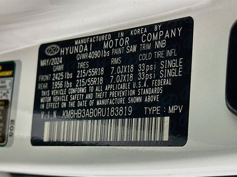 Used 2024 Hyundai Kona SEL FWD image 12