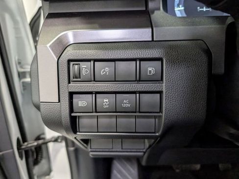 Used 2025 Toyota 4Runner TRD Off-Road AWD/4WD image 19