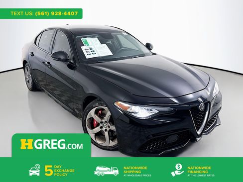 Used 2019 Alfa Romeo Giulia w/ Quick Order Package 22K Sport image 1