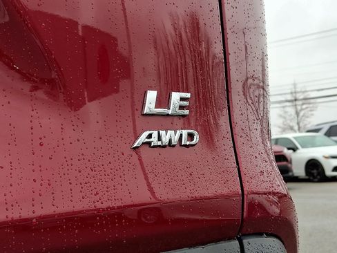 Used 2022 Toyota RAV4 LE image 33