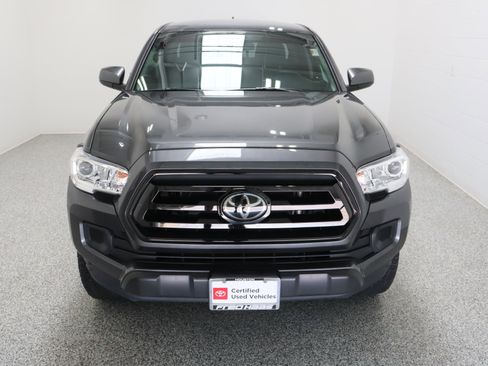 Certified 2023 Toyota Tacoma SR AWD/4WD image 3