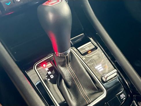 Used 2022 Jeep Compass Limited image 17