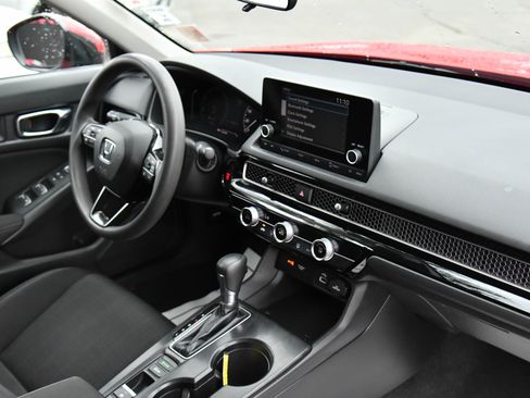 Used 2022 Honda Civic LX image 40