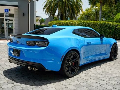 Used 2022 Chevrolet Camaro SS RWD image 27