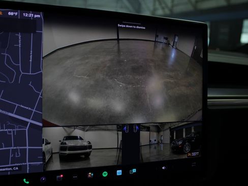 Used 2023 Tesla Model X Plaid image 29