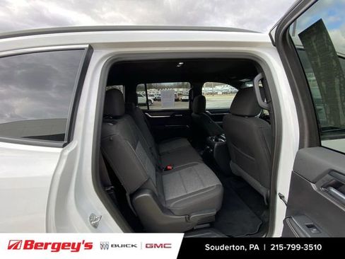 Certified 2025 GMC Acadia Elevation image 31