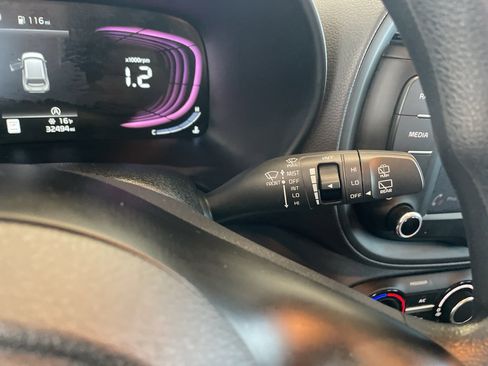 Used 2024 Kia Soul LX w/ Option Group 015 image 16