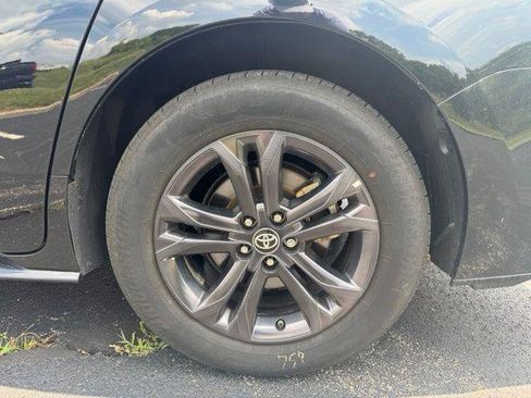 Certified 2025 Toyota Sienna XSE AWD/4WD image 11