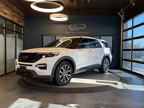 Used 2020 Ford Explorer ST w/ Premium Technology Package AWD/4WD image 7