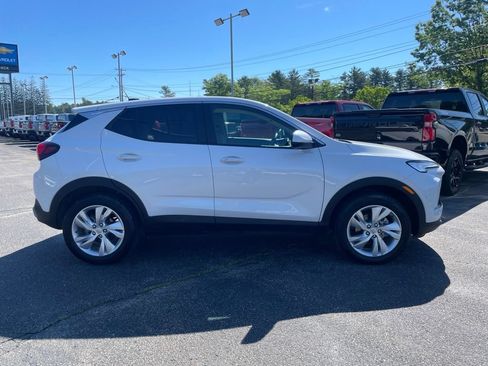 Certified 2024 Buick Encore GX Preferred AWD/4WD image 8