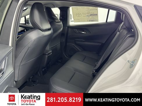 New 2026 Toyota Prius Plug-In Hybrid image 6