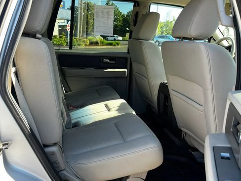 Used 2011 Ford Expedition XL w/ HD Trailer Tow Pkg AWD/4WD image 15