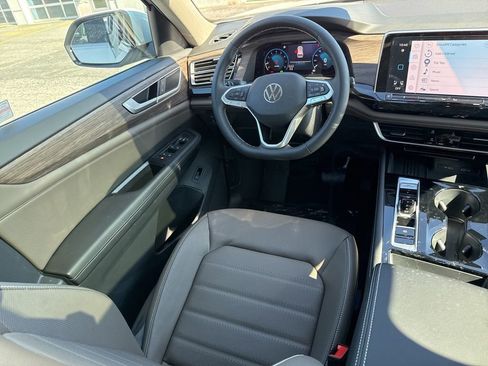 New 2026 Volkswagen Atlas SEL AWD/4WD image 10
