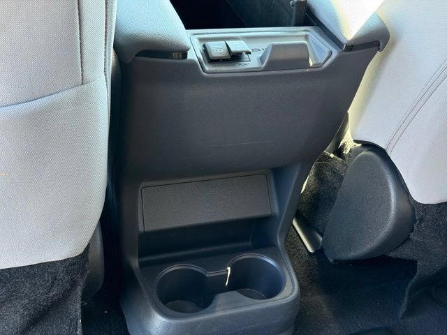 Used 2023 Toyota Sienna LE FWD image 18