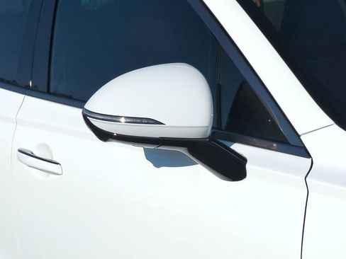 New 2026 Genesis GV70 3.5T Sport Advanced AWD/4WD image 32