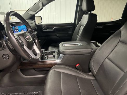 Certified 2022 GMC Sierra 1500 SLT w/ SLT Premium Plus Package AWD/4WD image 13