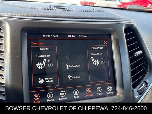 Used 2021 Jeep Cherokee Latitude Lux w/ Comfort/Convenience Group AWD/4WD image 15