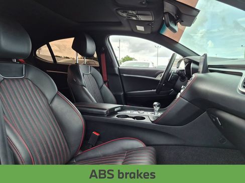 Used 2023 Genesis G70 2.0T w/ Sport Prestige Package AWD/4WD image 31