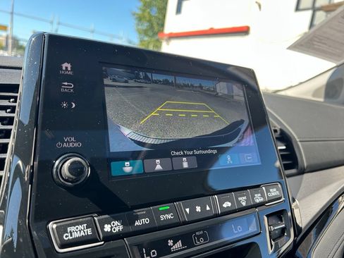 Used 2023 Honda Odyssey Touring image 26