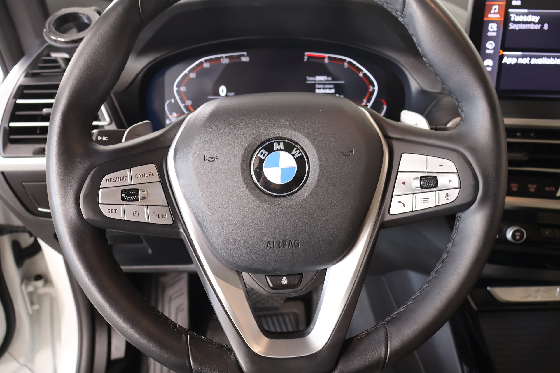 Certified 2024 BMW X3 sDrive30i w/ Premium Package RWD image 3