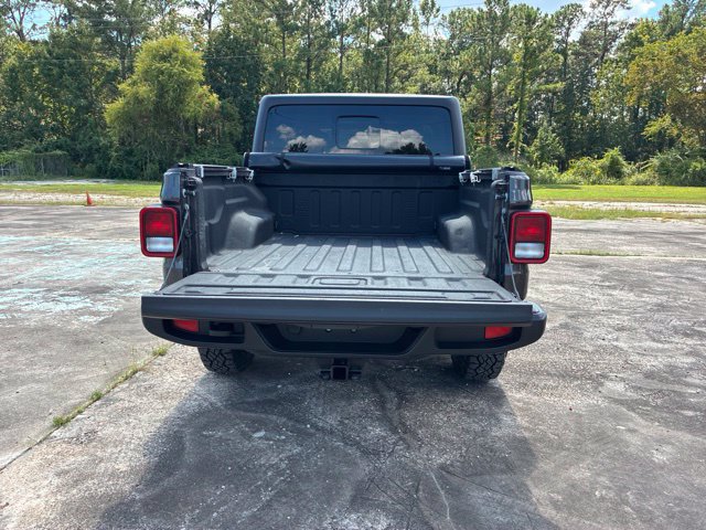 Used 2023 Jeep Gladiator Sport AWD/4WD image 18