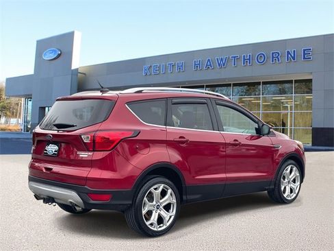 Certified 2019 Ford Escape Titanium image 6