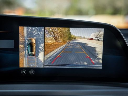 Used 2024 Cadillac Lyriq Sport image 30