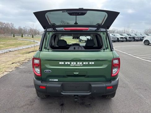 Used 2025 Ford Bronco Sport Badlands image 9