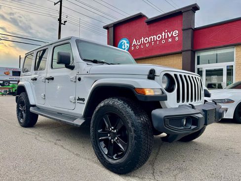 Used 2020 Jeep Wrangler Unlimited Sahara AWD/4WD image 1
