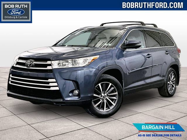 Used 2018 Toyota Highlander XLE AWD/4WD image 1