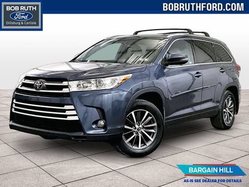 Used 2018 Toyota Highlander XLE AWD/4WD image 1