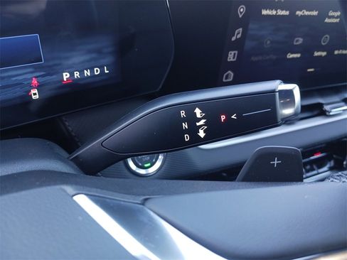 New 2026 Chevrolet Equinox LT image 32