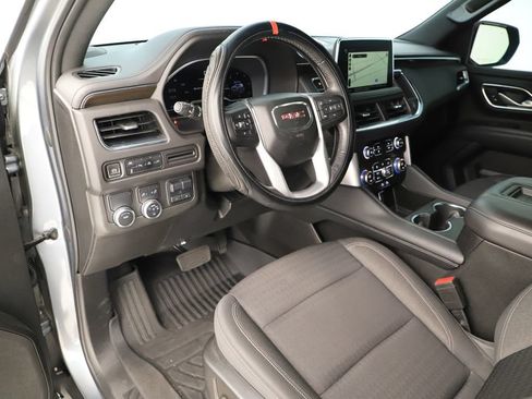 Used 2022 GMC Yukon SLE w/ Gmc Pro Safety Plus Package RWD image 15