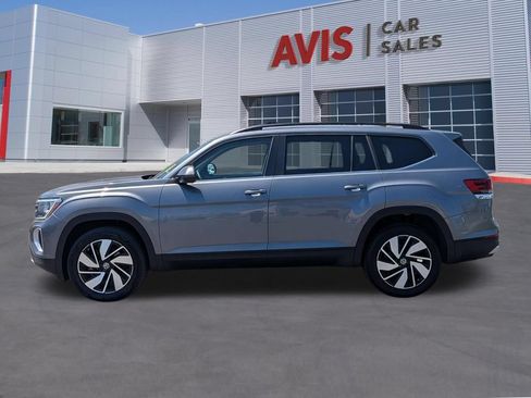 Used 2025 Volkswagen Atlas SE AWD/4WD image 10