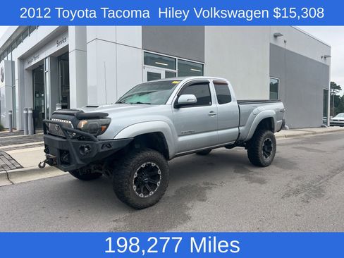 Used 2012 Toyota Tacoma 4x4 Access Cab V6 w/ TRD Sport Pkg image 1