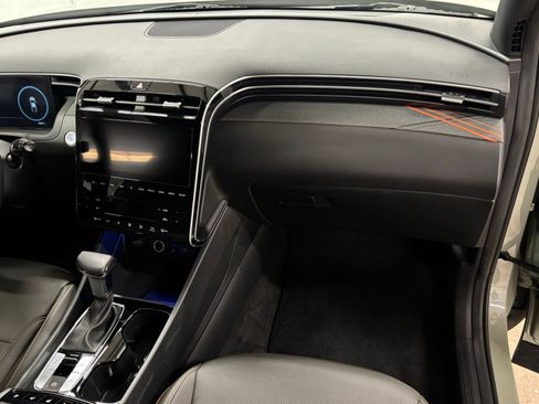 Certified 2024 Hyundai Santa Cruz Limited AWD/4WD image 17