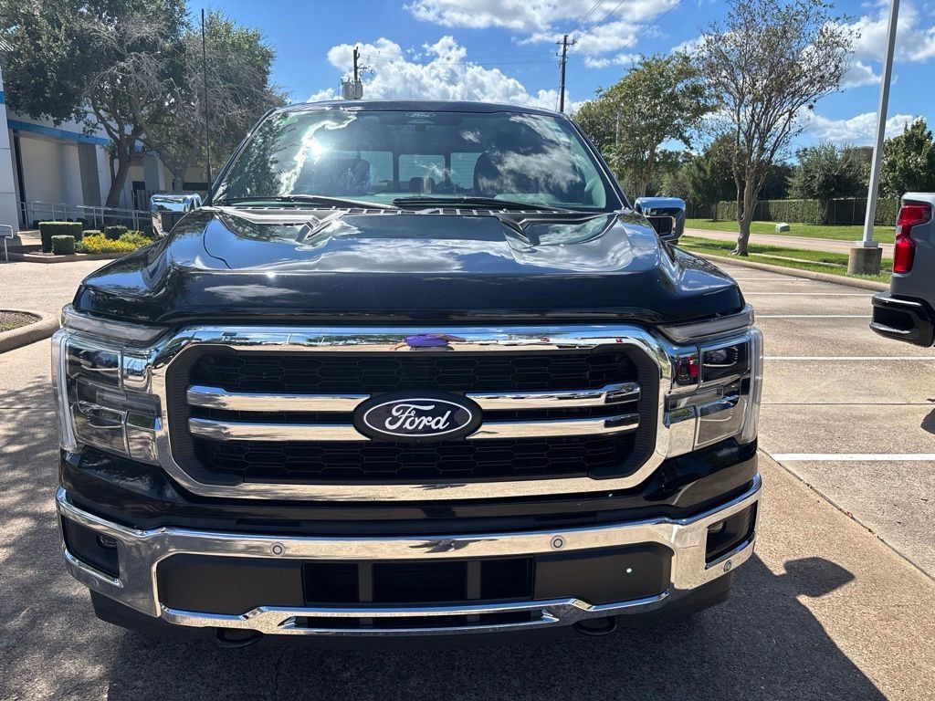 Used 2025 Ford F150 Lariat w/ Equipment Group 501A Mid AWD/4WD image 2