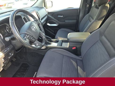 Used 2024 Nissan Frontier SV w/ SV Convenience Package image 9