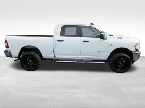 Used 2024 RAM 2500 Big Horn w/ Off Road Package AWD/4WD image 6