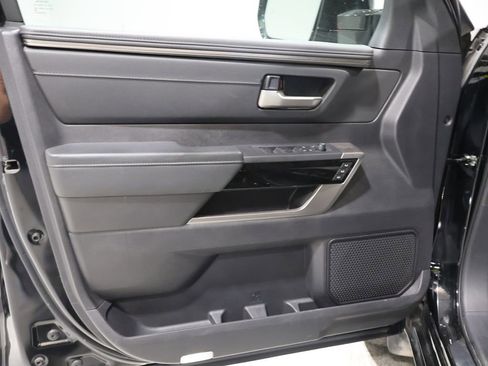 Used 2023 Toyota Tundra Limited image 12