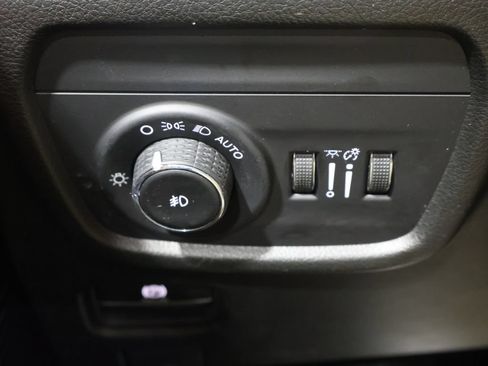 Used 2022 Jeep Grand Cherokee Summit w/ Adv Protech Group IV AWD/4WD image 30