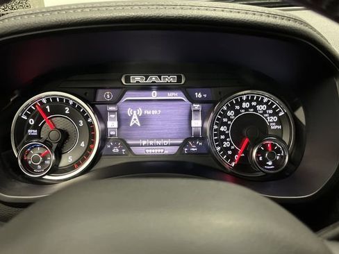 Used 2019 RAM 2500 Laramie image 17