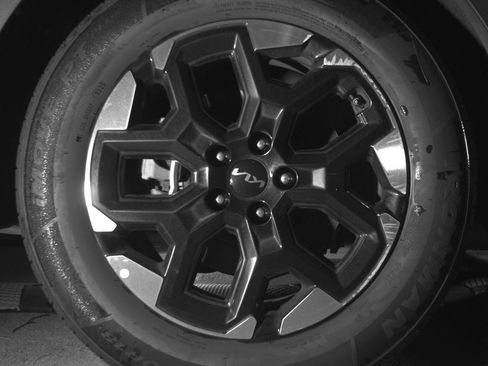 Used 2024 Kia Sorento S image 15