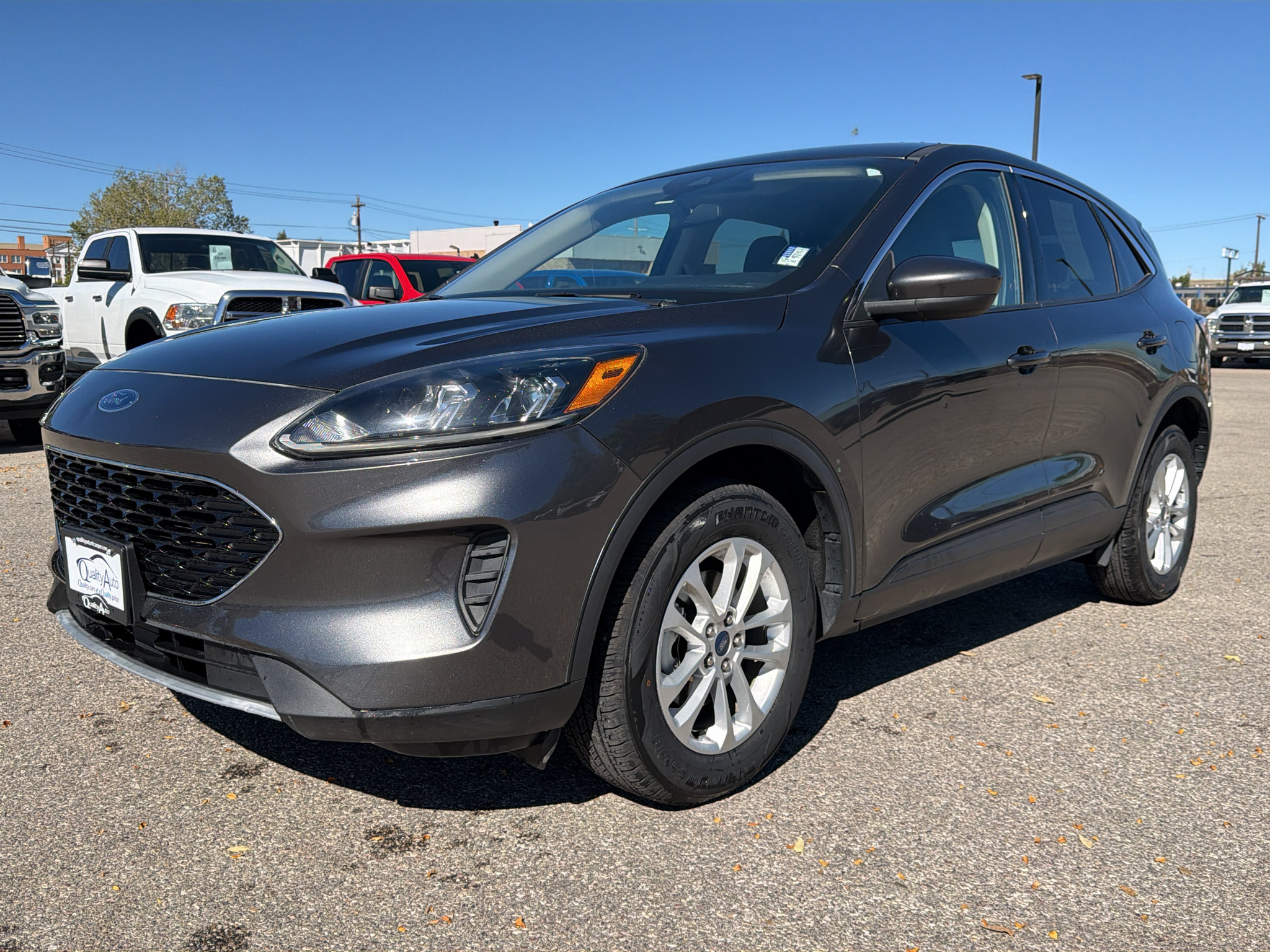 Used 2020 Ford Escape SE AWD/4WD image 3