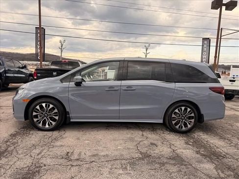 New 2026 Honda Odyssey Elite image 2