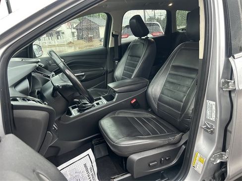 Used 2018 Ford Escape SEL w/ Ford Safe & Smart Package AWD/4WD image 44